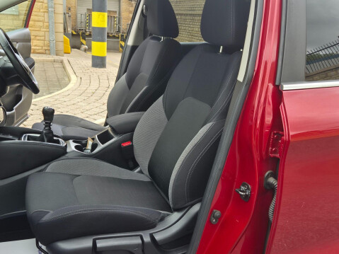 Nissan Qashqai 1.5 dCi N-Connecta Euro 6 (s/s) 5dr 18