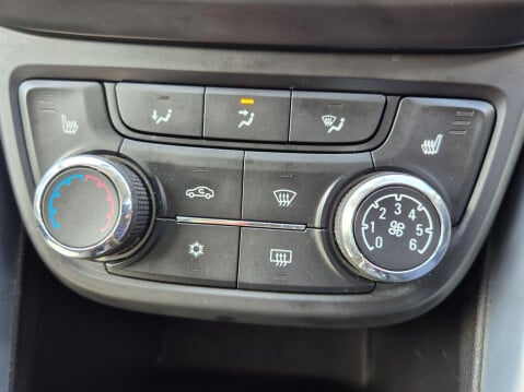 Vauxhall Zafira 1.4i Turbo SRi Nav Euro 6 5dr 26