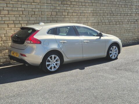 Volvo V40 2.0 D3 Inscription Auto Euro 6 (s/s) 5dr 16