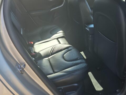 Volvo V40 2.0 D3 Inscription Auto Euro 6 (s/s) 5dr 6