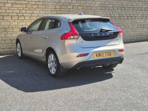 Volvo V40 2.0 D3 Inscription Auto Euro 6 (s/s) 5dr 24