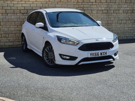 Ford Focus 1.5T EcoBoost ST-Line Euro 6 (s/s) 5dr