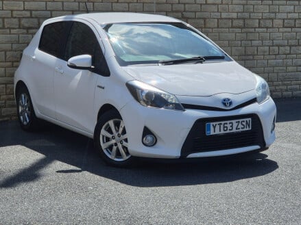 Toyota Yaris 1.5 VVT-h T4 CVT Euro 5 5dr