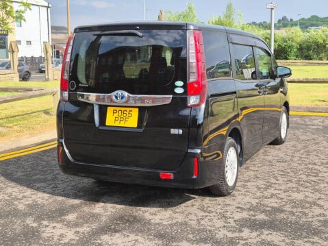 Toyota Voxy 1.8 HYBRID 7 SEATER EURO 6 5DR 16