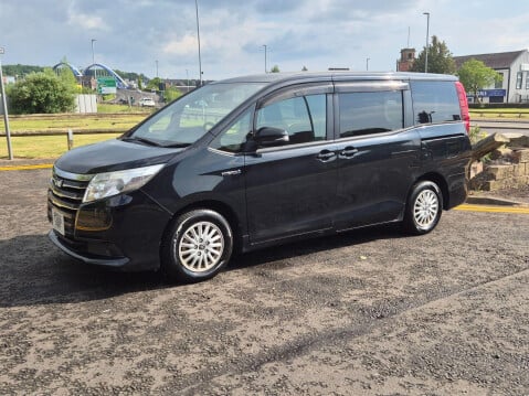 Toyota Voxy 1.8 HYBRID 7 SEATER EURO 6 5DR 27