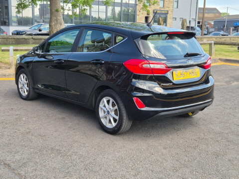 Ford Fiesta 1.1 Ti-VCT Zetec Euro 6 (s/s) 5dr 25