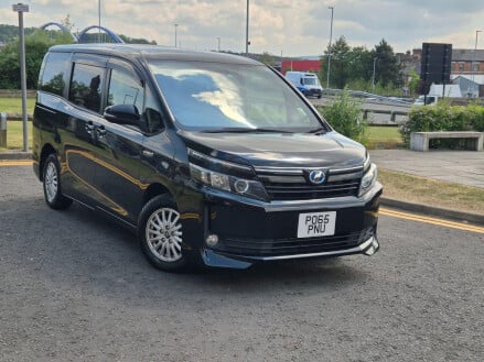 Toyota Voxy 1.8 VVT-H 7 SEATER EURO6 5DR