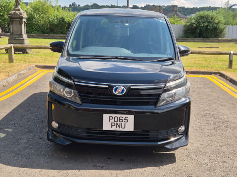 Toyota Voxy 1.8 VVT-H 7 SEATER EURO6 5DR 7
