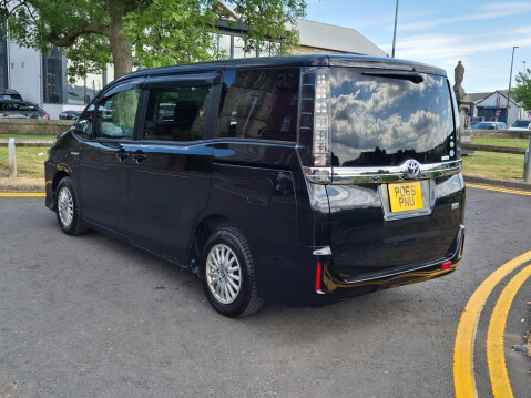 Toyota Voxy 1.8 VVT-H 7 SEATER EURO6 5DR 24
