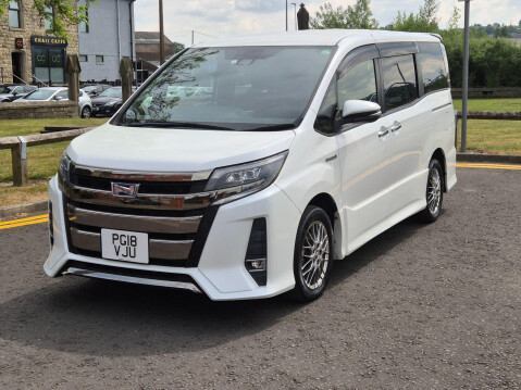 Toyota Noah voxy 1.8 hybrid automatic 5dr euro 6 5