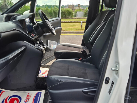 Toyota Noah voxy 1.8 hybrid automatic 5dr euro 6 18