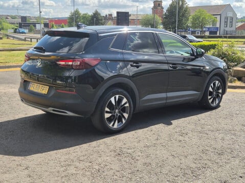 Vauxhall Grandland X 1.5 Turbo D BlueInjection Sport Nav Euro 6 (s/s) 5dr 17