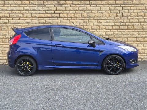 Ford Fiesta 1.0T EcoBoost ST-Line Euro 6 (s/s) 3dr 15