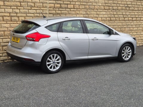 Ford Focus 1.0T EcoBoost Titanium Euro 6 (s/s) 5dr 15