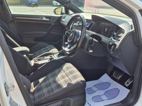 Volkswagen Golf 2.0 TSI GTI DSG Euro 6 (s/s) 5dr 2