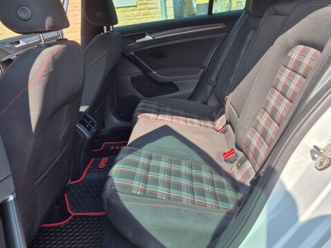 Volkswagen Golf 2.0 TSI GTI DSG Euro 6 (s/s) 5dr 6