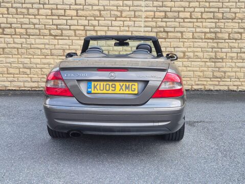 Mercedes-Benz CLK 1.8 CLK200 Kompressor Sport Cabriolet 2dr 21