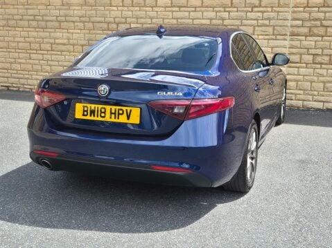 Alfa Romeo Giulia 2.2 TD Tecnica Auto Euro 6 (s/s) 4dr 16