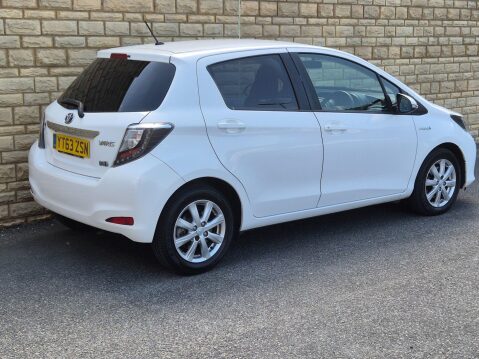Toyota Yaris 1.5 VVT-h T4 CVT Euro 5 5dr 13