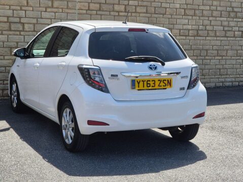 Toyota Yaris 1.5 VVT-h T4 CVT Euro 5 5dr 19