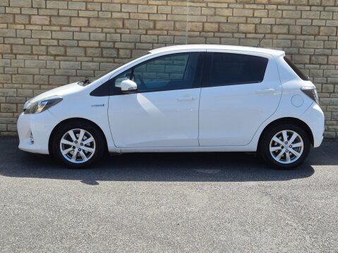Toyota Yaris 1.5 VVT-h T4 CVT Euro 5 5dr 24