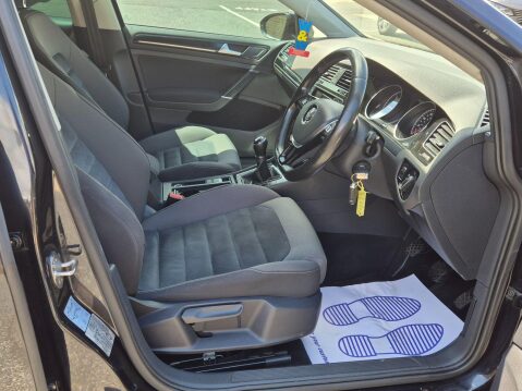 Volkswagen Golf 2.0 TDI BlueMotion Tech GT Euro 5 (s/s) 5dr 2
