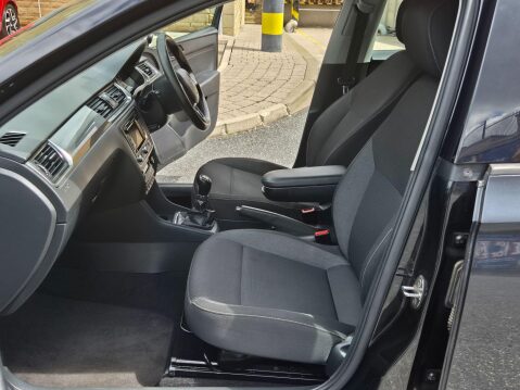 Skoda Rapid Spaceback 1.6 TDI SE Tech Euro 5 5dr 14