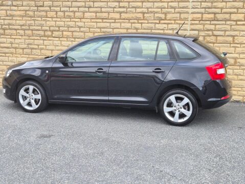Skoda Rapid Spaceback 1.6 TDI SE Tech Euro 5 5dr 27