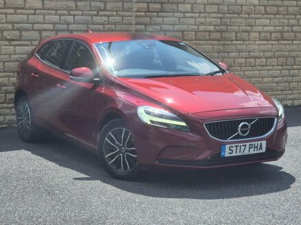 Volvo V40 2.0 T3 Momentum Euro 6 (s/s) 5dr