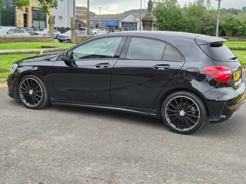 Mercedes-Benz A Class 2.1 A200d AMG Line (Premium) 7G-DCT Euro 6 (s/s) 5dr 31
