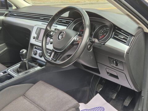 Volkswagen Passat 1.6 TDI BlueMotion Tech SE Business Euro 6 (s/s) 4dr 6