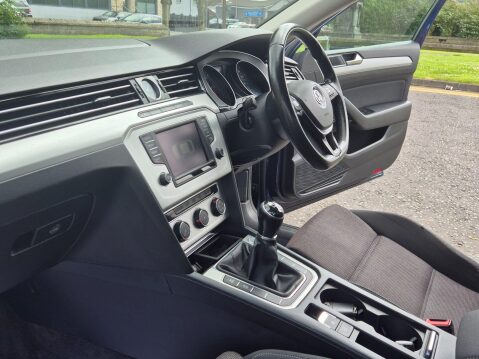Volkswagen Passat 1.6 TDI BlueMotion Tech SE Business Euro 6 (s/s) 4dr 26