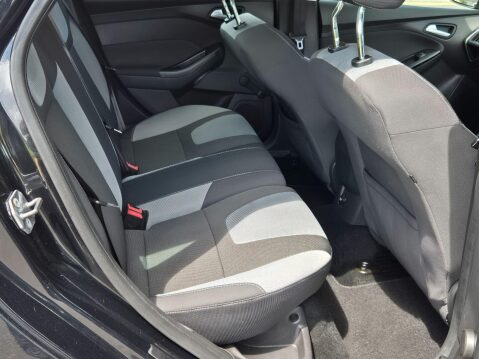 Ford Focus 1.0T EcoBoost Zetec S Euro 5 (s/s) 5dr 10