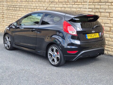 Ford Fiesta 1.6T EcoBoost ST-2 Euro 5 3dr 24