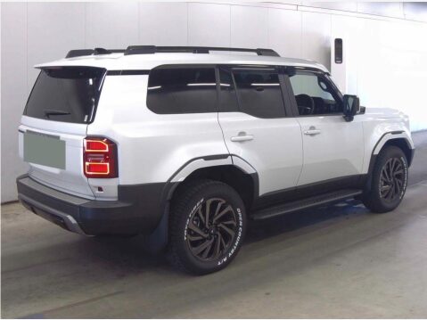 Toyota Land Cruiser 2.8D First Edition Auto 4WD Euro 6 (s/s) 5dr (LWB) 4