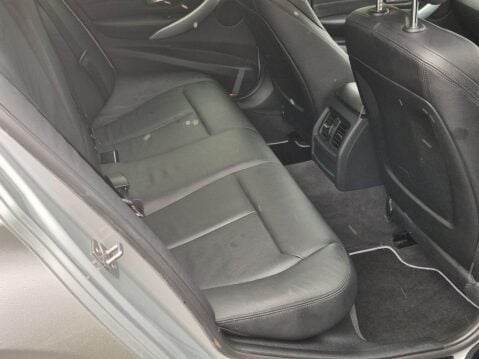 BMW 3 Series 2.0 320i M Sport xDrive Euro 5 (s/s) 4dr 10