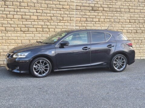 Lexus CT 1.8 200h F Sport CVT Euro 5 (s/s) 5dr 32