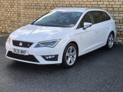 SEAT Leon 2.0 TDI CR FR Sport Tourer Euro 5 (s/s) 5dr 4