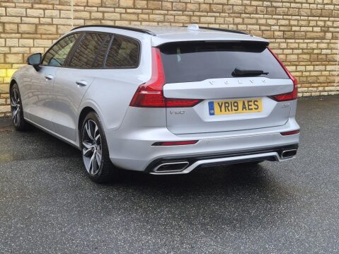 Volvo V60 2.0 D3 R-Design Plus Euro 6 (s/s) 5dr 25