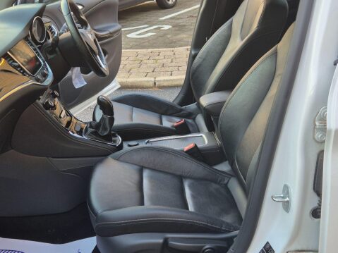 Vauxhall Astra 1.4i Turbo Elite Nav Euro 6 5dr 18