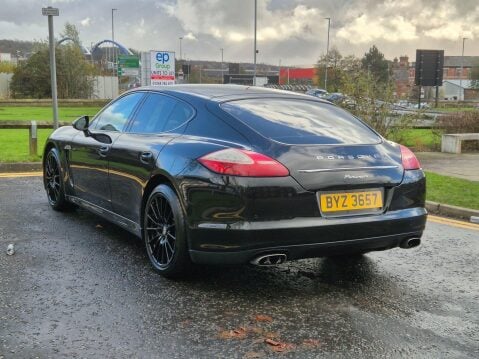 Porsche Panamera 3.0D V6 TiptronicS Euro 5 5dr 28