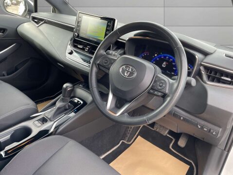 Toyota Corolla 1.8 Corolla Icon Tech HEV CVT 5dr Hybrid Auto Estate Low Mileage 1 Owner 4