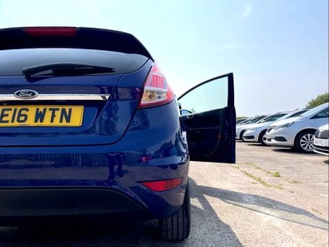 Ford Fiesta 1.6 Fiesta Titanium Auto 5dr 21