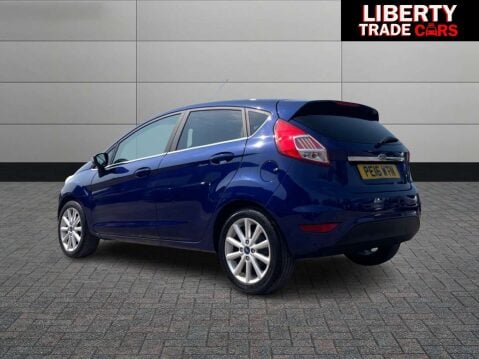 Ford Fiesta 1.6 Fiesta Titanium Auto 5dr 7