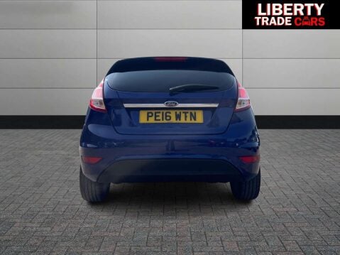 Ford Fiesta 1.6 Fiesta Titanium Auto 5dr 8