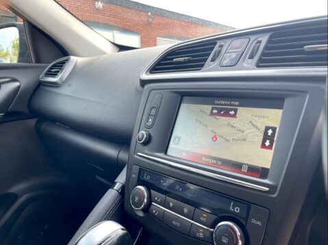 Renault Kadjar 1.5 Kadjar Dynamique Nav dCi Auto 5dr FSH SUV 16