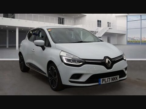 Renault Clio 1.2 Clio Signature Nav TCe Auto 5dr Automatic Hatchback 1