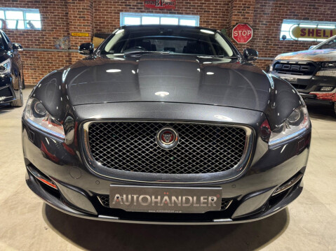 Jaguar XJ 3.0d V6 Portfolio Auto Euro 5 (s/s) 4dr 9