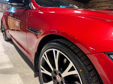 Jaguar XJ 3.0d V6 Portfolio Auto Euro 6 (s/s) 4dr 16