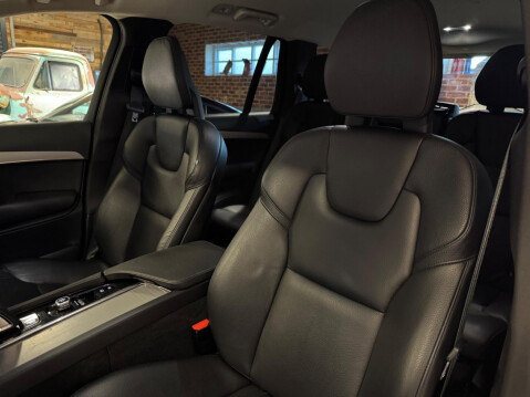 Volvo XC90 2.0 B6 MHEV Inscription Auto 4WD Euro 6 (s/s) 5dr 77